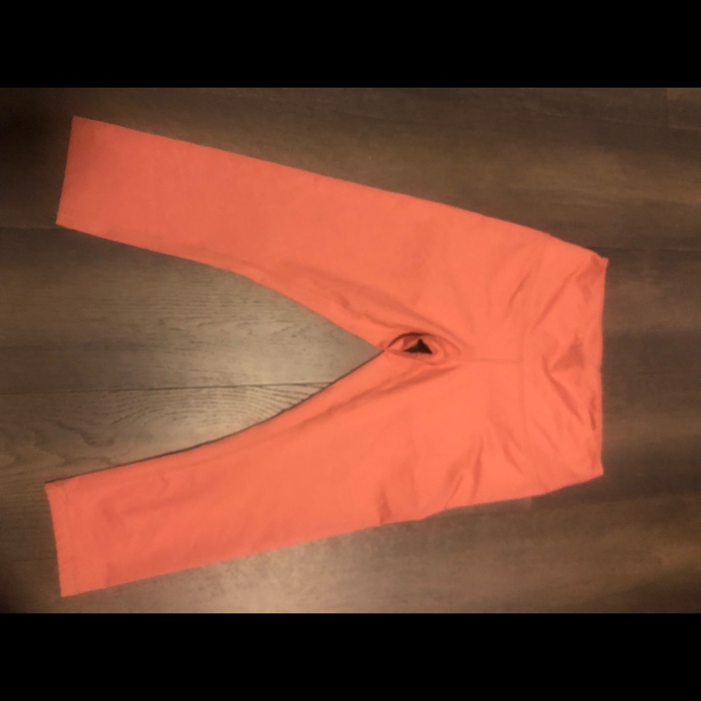 Zella, sz Medium melon colored yoga pants